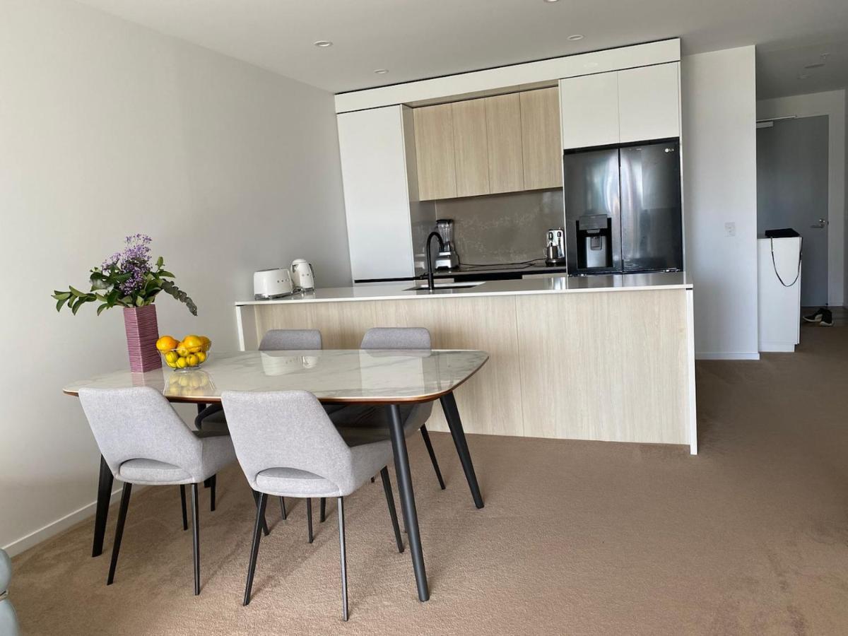 Koko Luxury Apartment In Broadbeach โกลด์โคสต์ ภายนอก รูปภาพ
