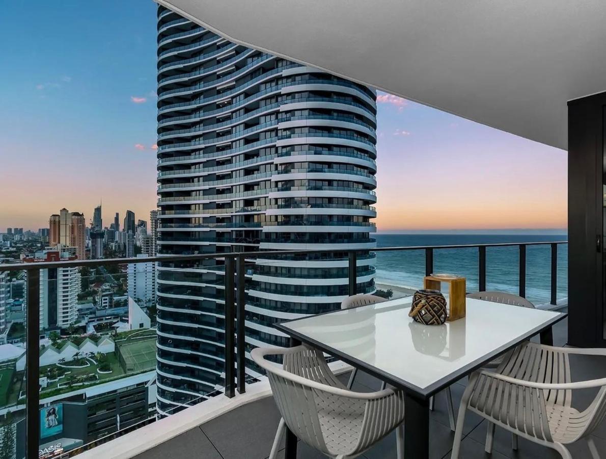 Koko Luxury Apartment In Broadbeach โกลด์โคสต์ ภายนอก รูปภาพ